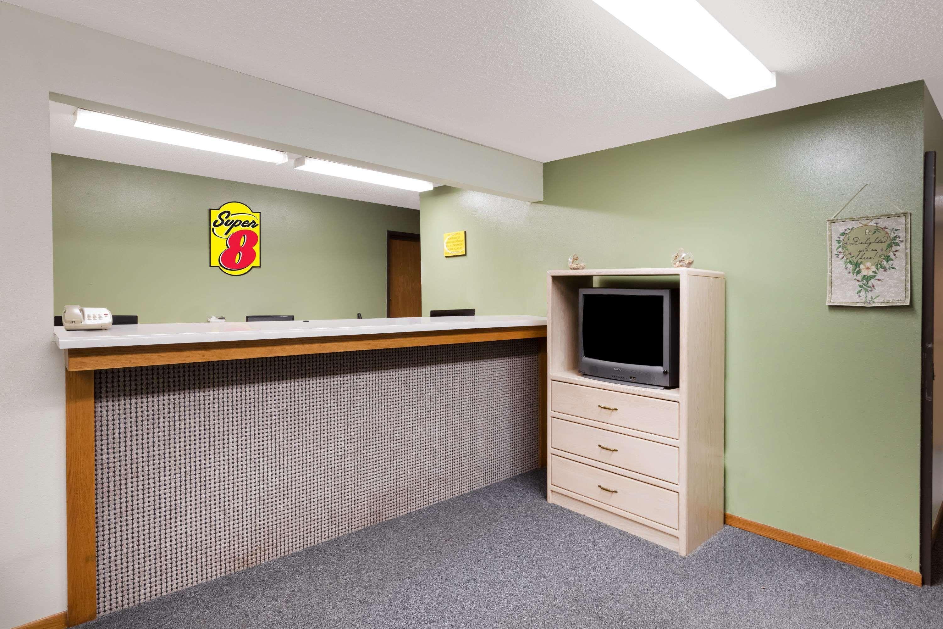 Hotel Super 8 By Wyndham Estherville