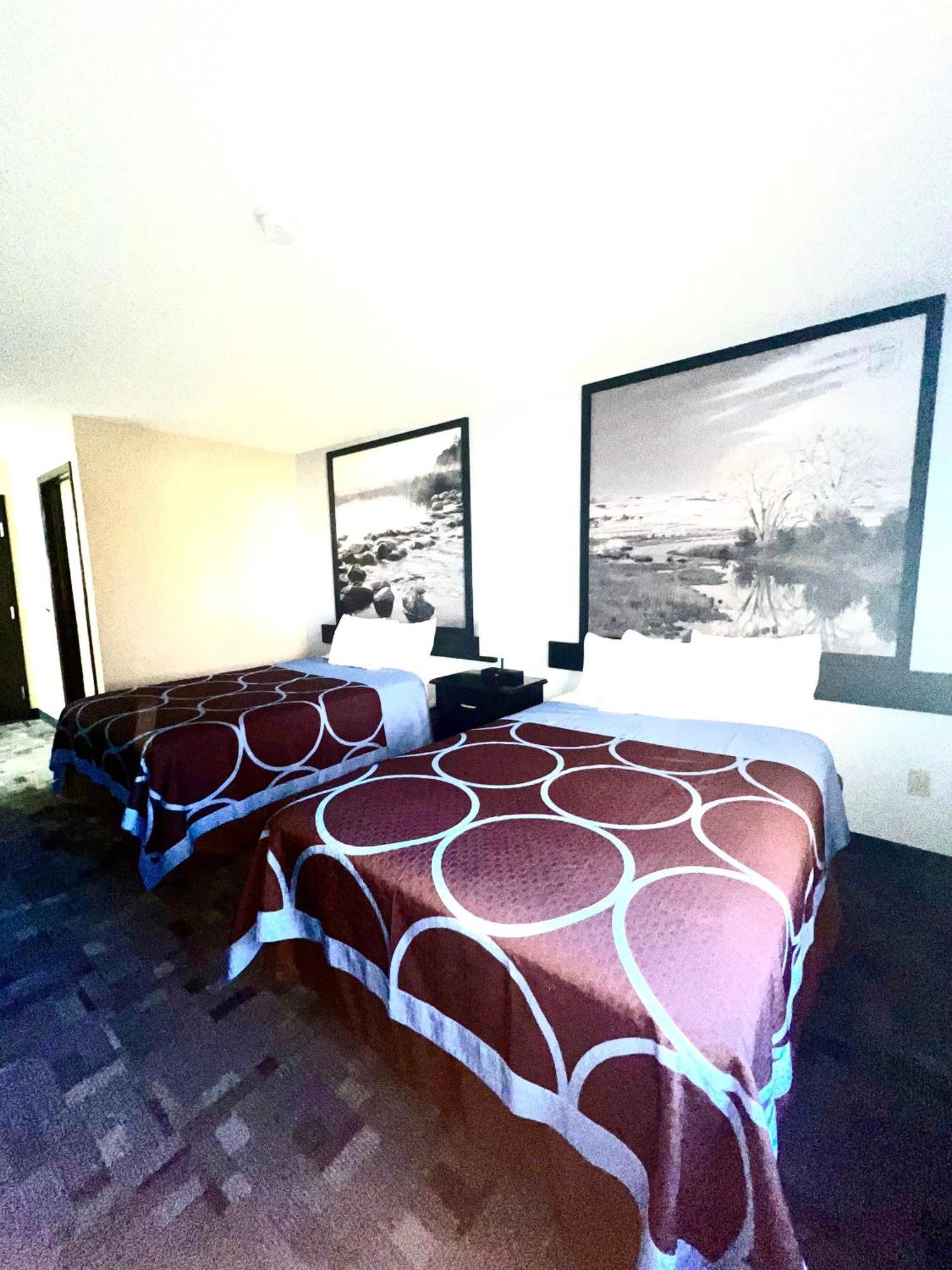 Super 8 By Wyndham 2* Estherville