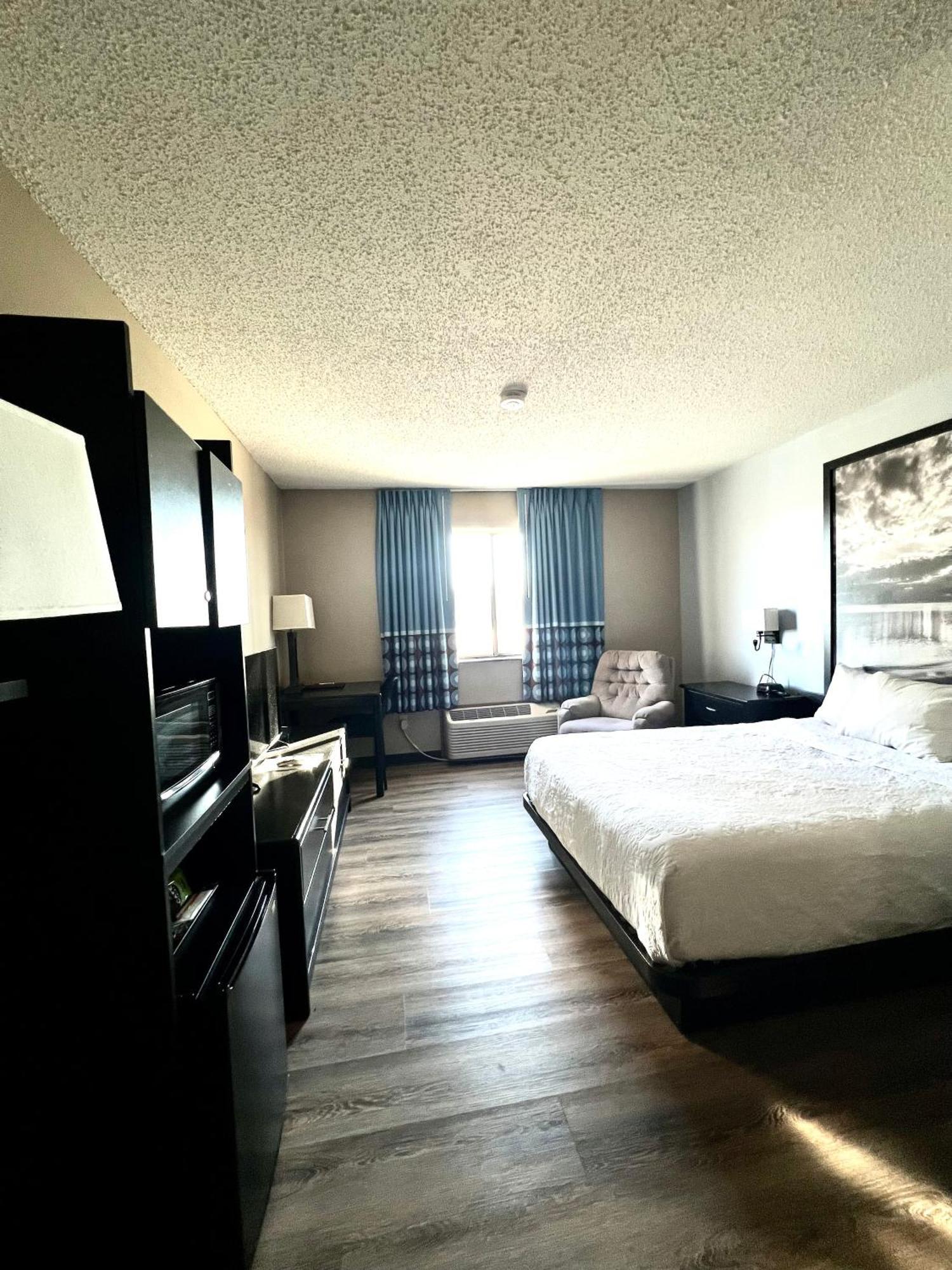 Super 8 By Wyndham
