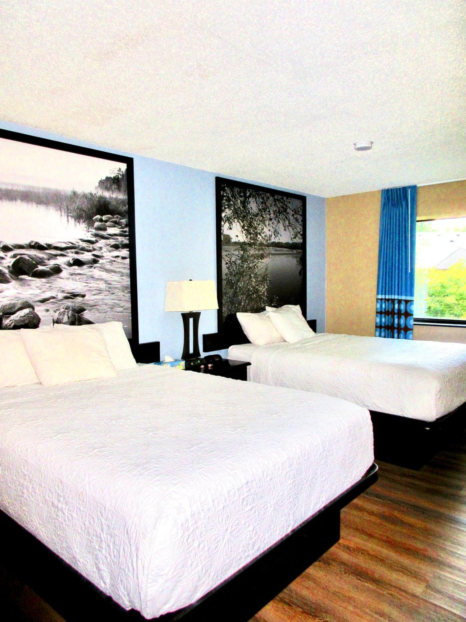 Hotel Super 8 By Wyndham 2*