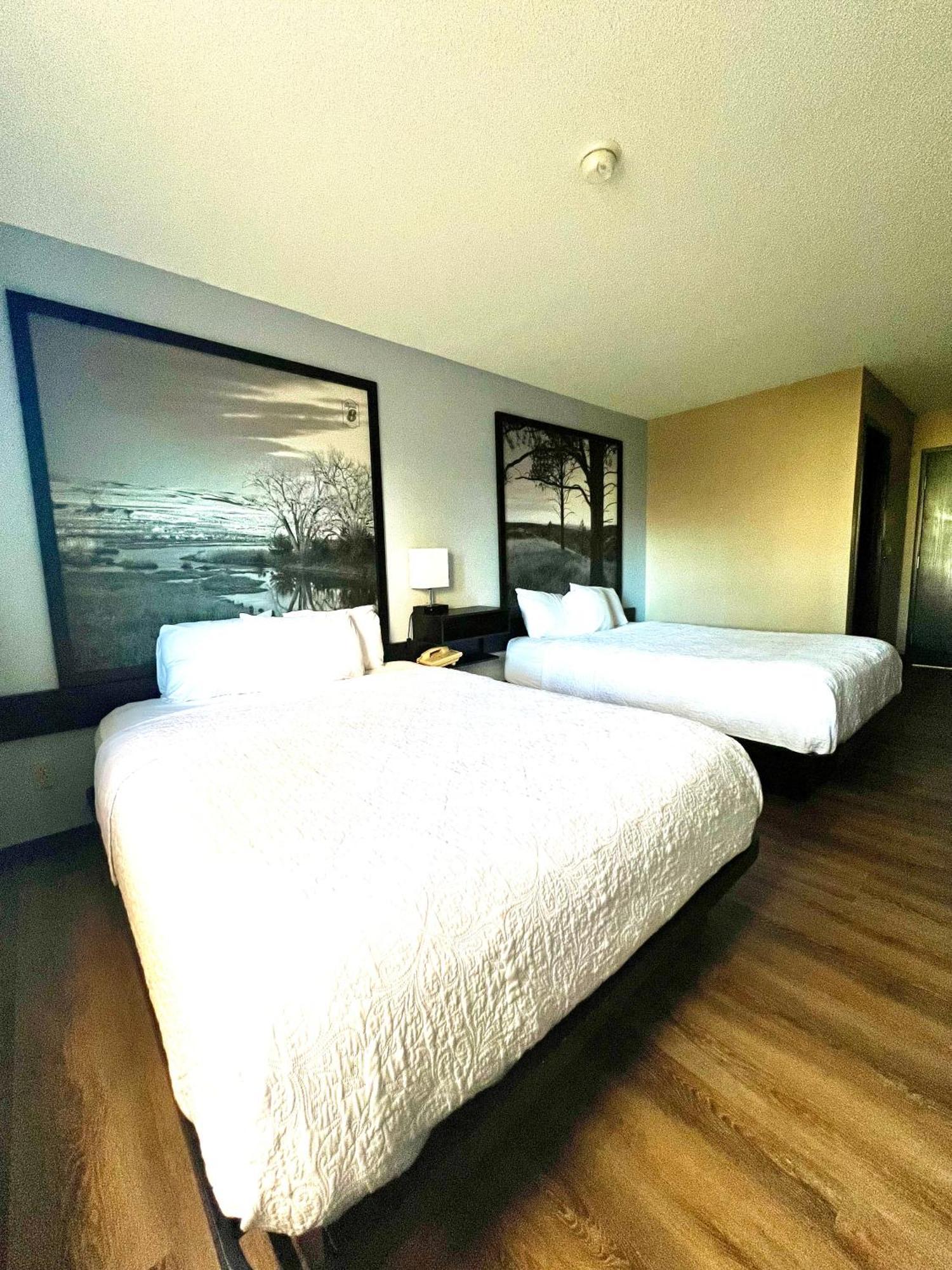 Hotel Super 8 By Wyndham