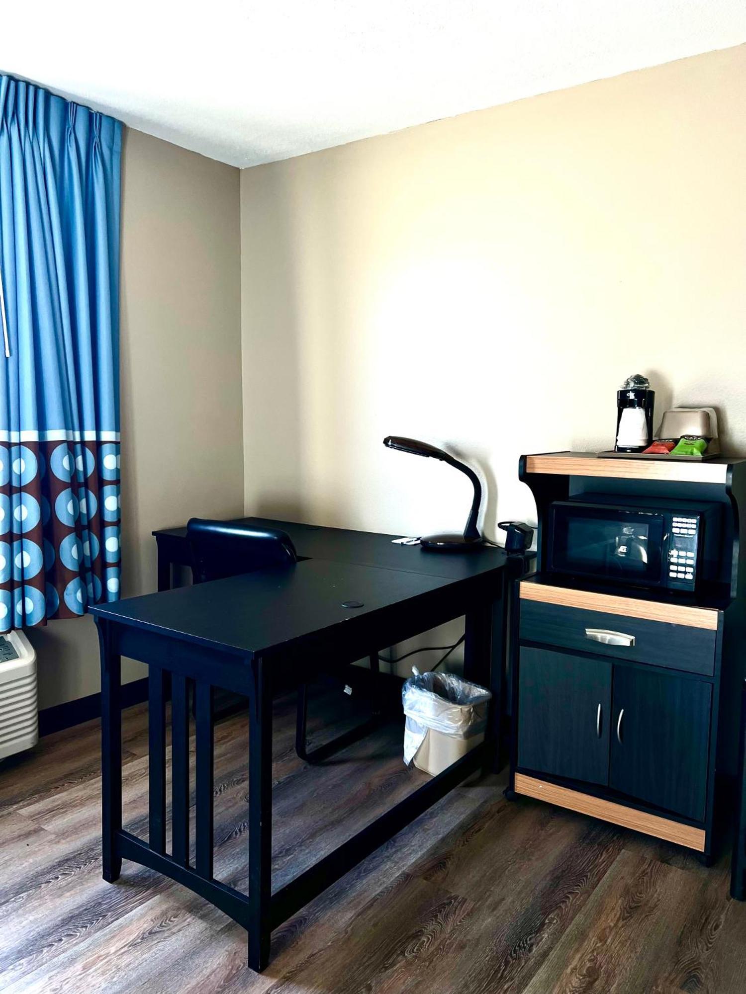 Super 8 By Wyndham Estherville